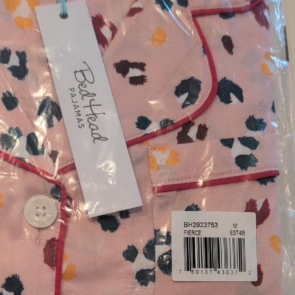 NWT Bed Head Classic Cotton Long Sleeve Pink Pajamas- Fierce Pattern, Size M - Picture 2 of 10